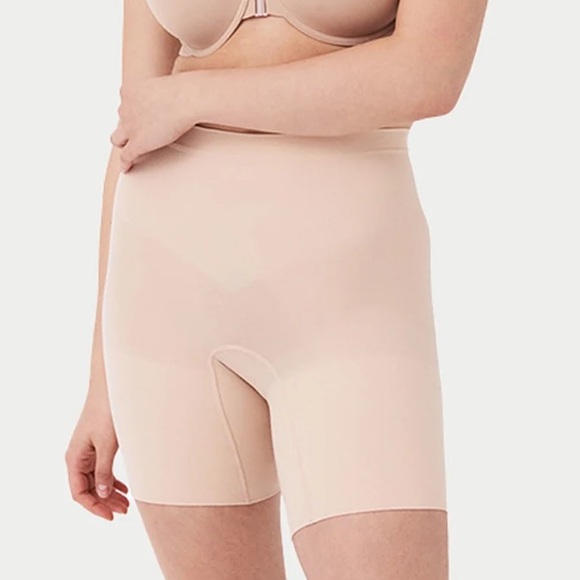 SPANX Power Short Everyday Shaping Mid-Thigh Short Soft Nude new with tags $36 - Picture 3 of 9